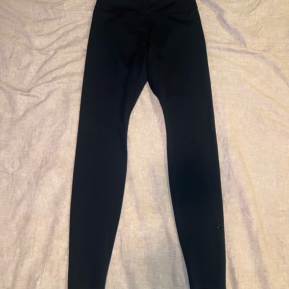 Nike Black High-Waisted Leggings